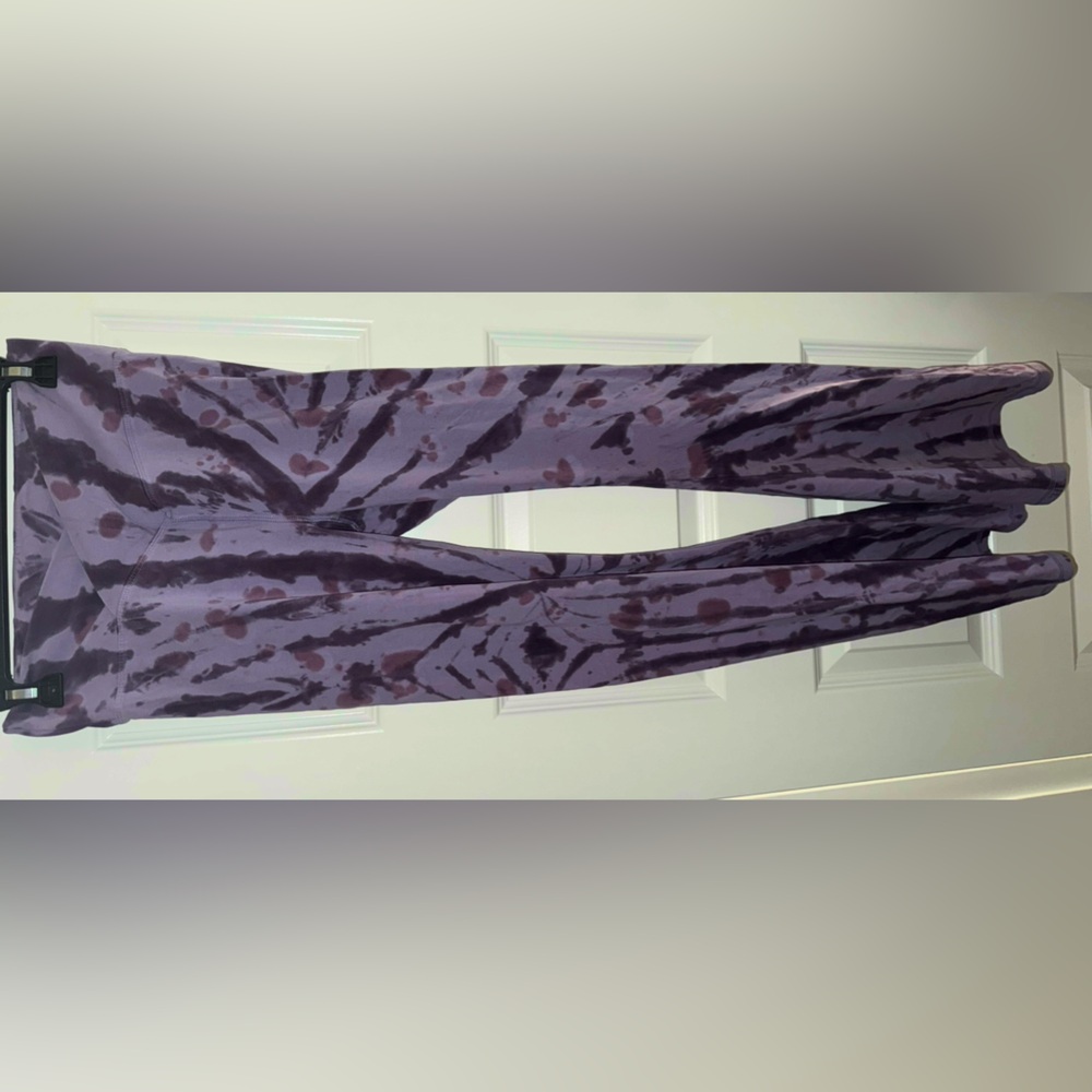 Victoria Secret PINK Flare Leggings